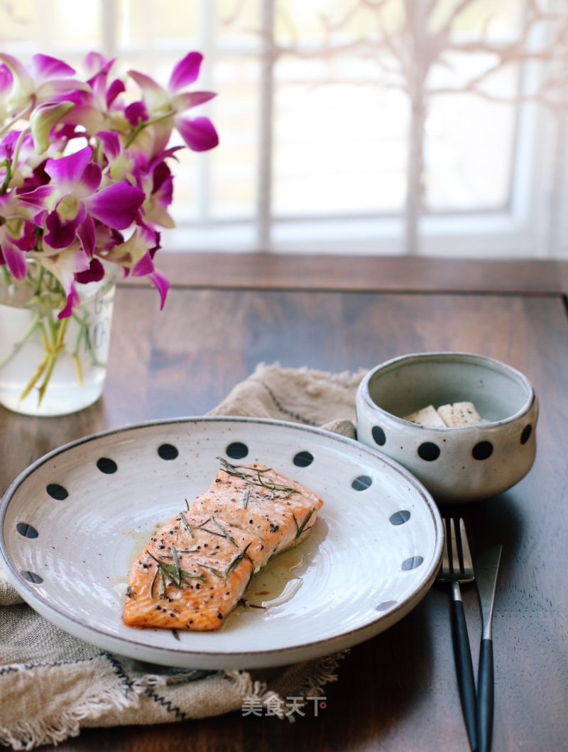 Roasted Salmon with Rosemary