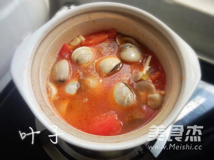Clam Soup with Assorted Tomatoes recipe