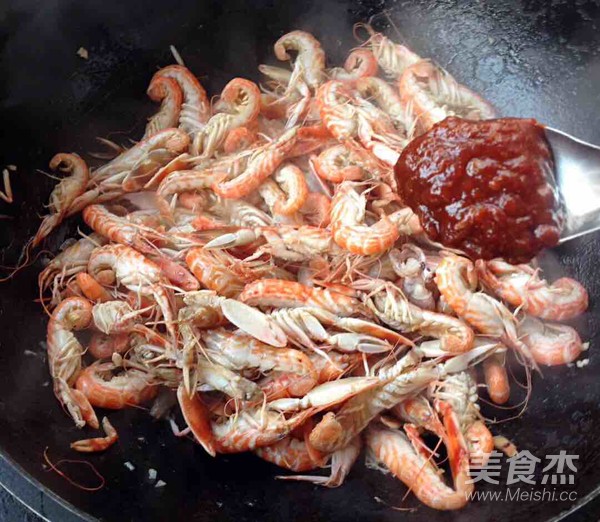 Stir-fried Shrimp with Garlic Chili Sauce recipe