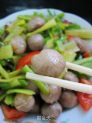 Beef Balls Stir-fried Parsley recipe