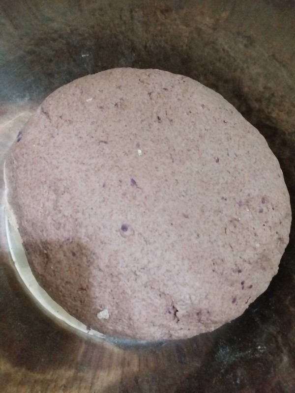 Whole Wheat Purple Sweet Potato Mantou recipe