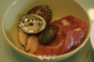 Fresh Abalone and Lean Meat Soup recipe