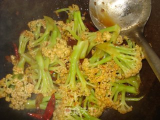 #trust之美#spicy Stir-fried Organic Cauliflower recipe