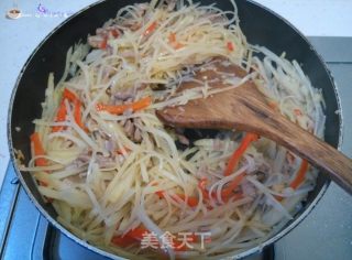 Fried Pork with Shredded Potatoes recipe