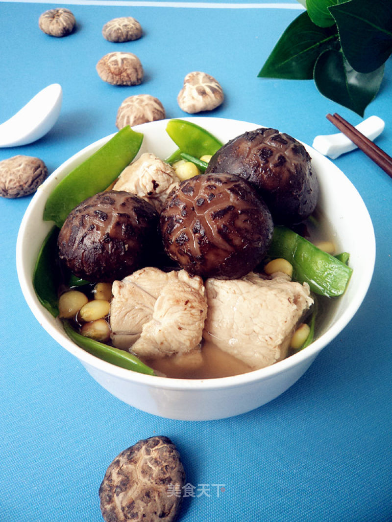 Mushroom Pork Ribs Soup recipe