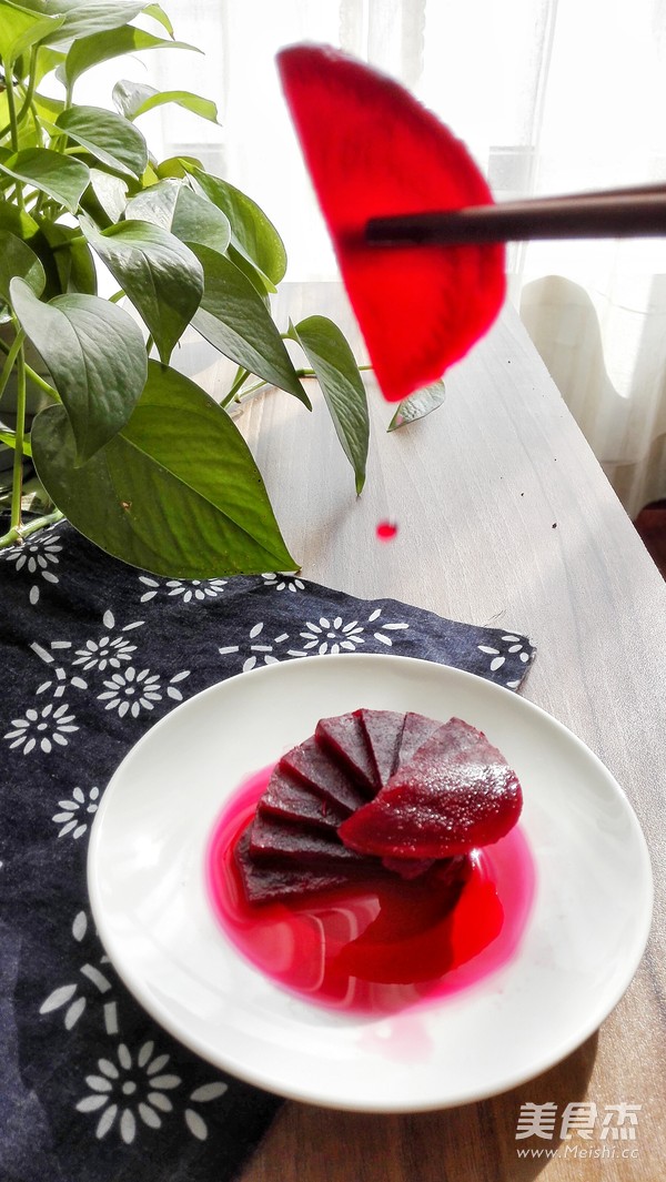 Beetroot Slimming Salad recipe