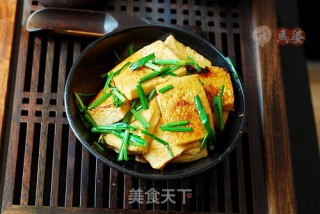 Simple Life-stir-fried Thousand Pages Tofu with Leeks recipe