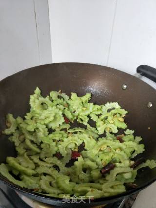 Vegetarian Fried Bitter Gourd recipe
