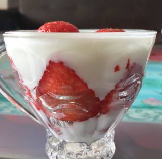 Strawberry Yogurt Cup recipe