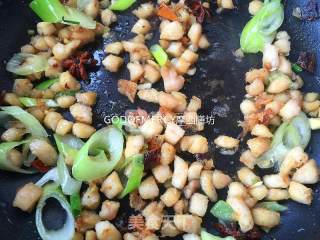 More Pictures to Explain The Anti-traditional Alternative Crispy Spicy Pepper Chicken Breast recipe