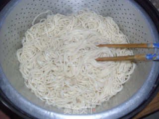 Fried Noodles with Mushrooms, Bamboo Shoots and Pork recipe