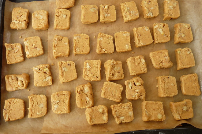 Brown Sugar Walnut Cookies recipe