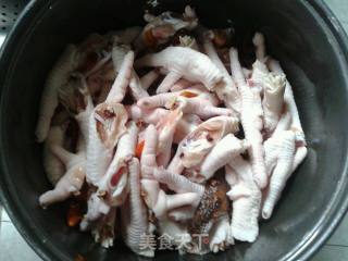 Pickled Pepper Chicken Feet recipe