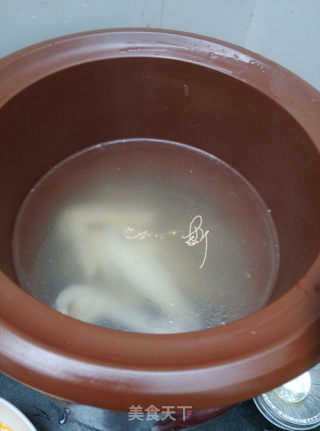 American Ginseng Stewed Chicken Soup recipe