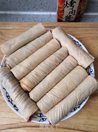 Beef Rolls with Soy Sauce and Tofu Skin recipe