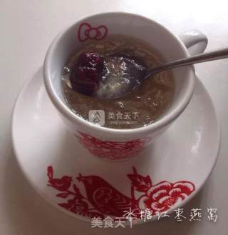 Bird's Nest with Rock Sugar and Red Dates recipe