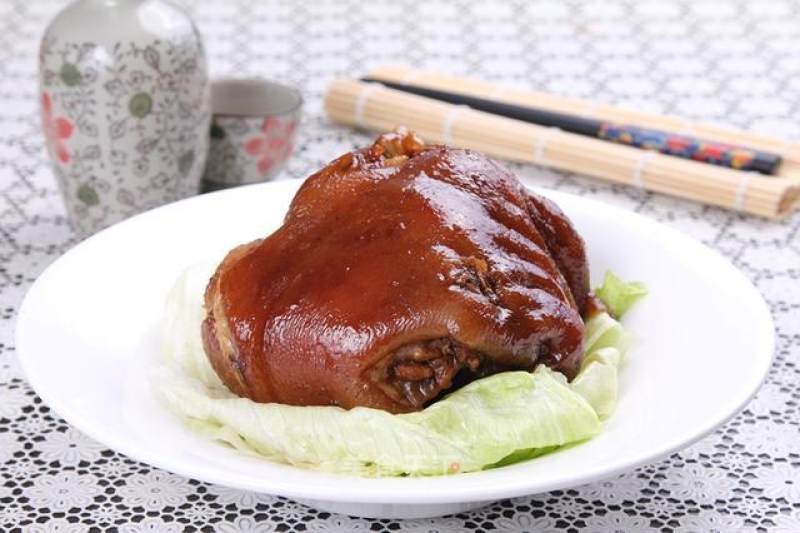 Rock Sugar Pork Knuckles—jiesai Private Kitchen recipe