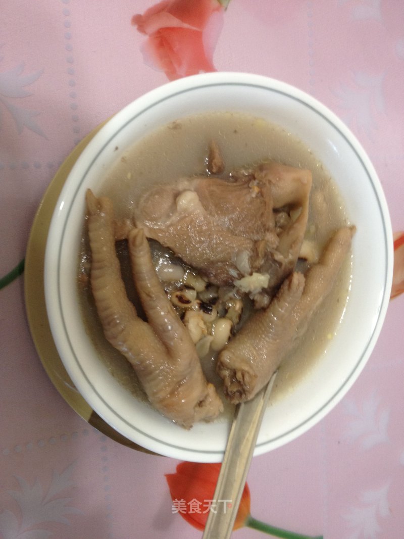 Pork Bone Chicken Foot Eyebrow Bean Soup recipe