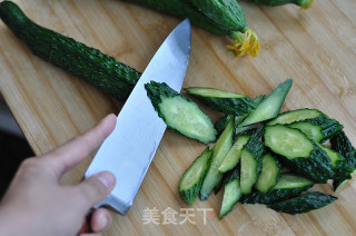 Spicy Pickled Cucumber recipe