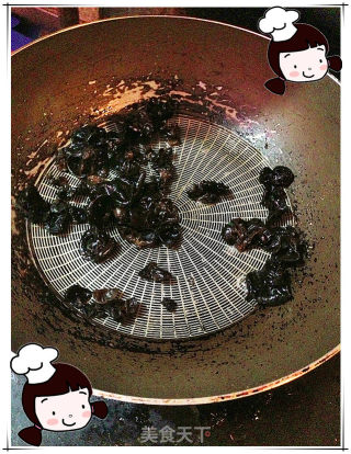 Xiancaoge Private Kitchen (vegetable Greenhouse)-a Touch of Green in Autumn (fried Okra with Fungus) recipe