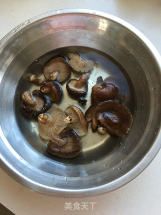 Mushroom Chicken Soup recipe