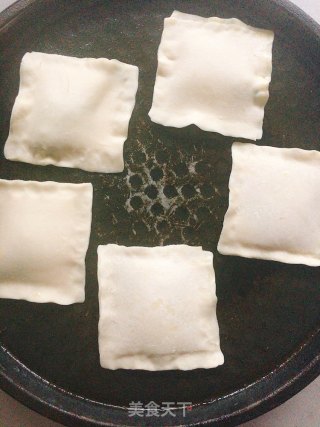 Wonton Egg Waffles recipe