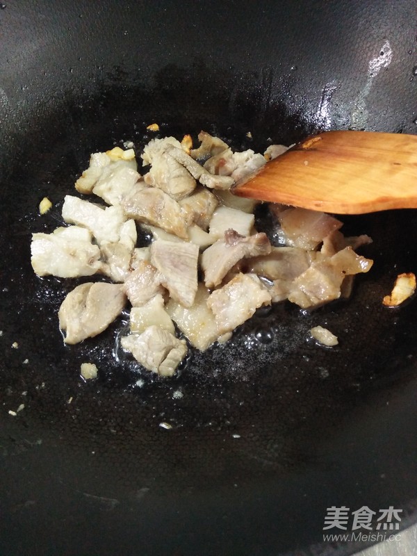 Dried Radish Boiled Pork Slices recipe