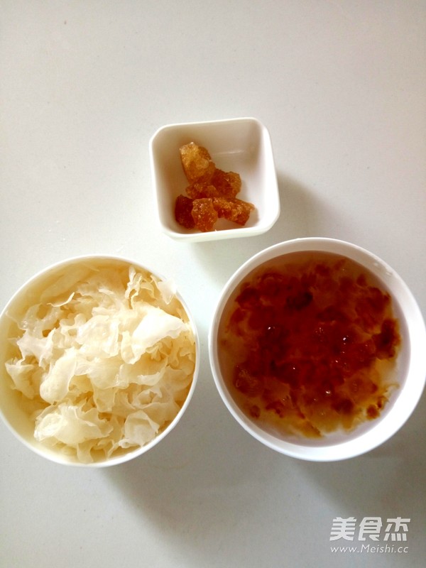 Beauty and Beauty Peach Gel White Fungus Soup recipe