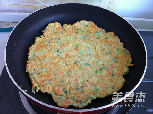 Cucumber and Carrot Omelette recipe