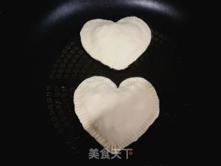 Heart-shaped Fried Dumplings recipe