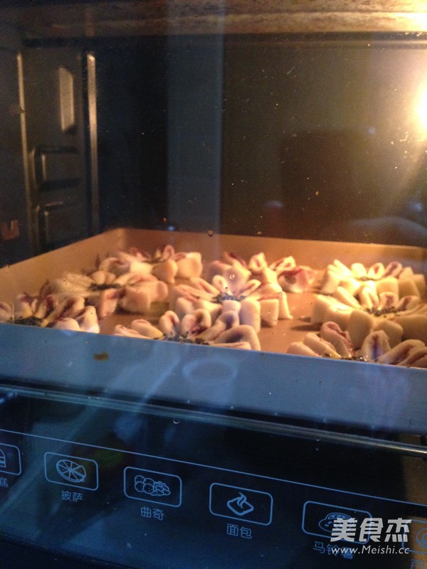 Bean Paste Chrysanthemum Crisp recipe