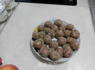 Delicious Health Preservation-raw Pork Meatball Vermicelli Soup recipe