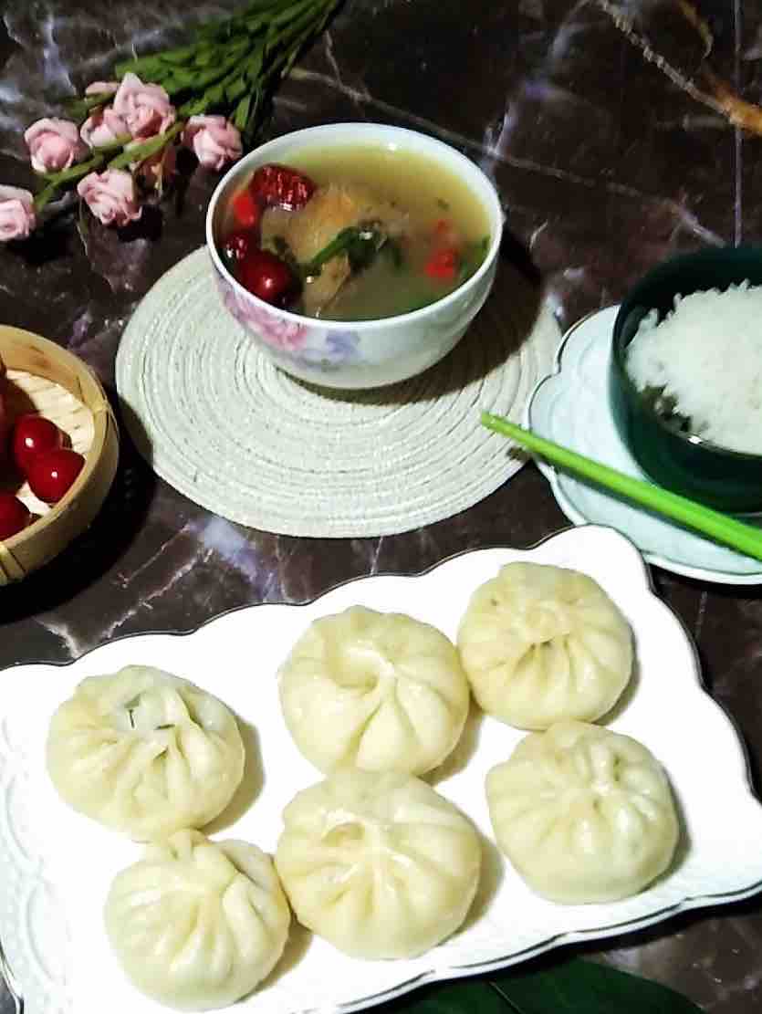 Noodles | There is A Taste in The World, It is A Stuffed Bun with Radish Vermicelli