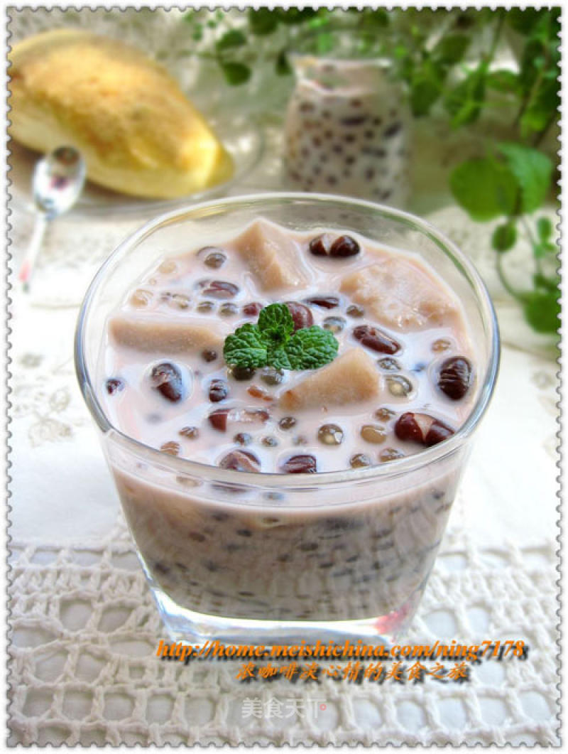 Tonic Blood and Qi-red Bean and Taro Milk recipe