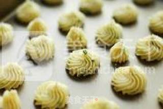 Savoury Biscuits are Also Delicious: Chive Cookies recipe
