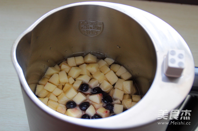 Blueberry Chrysanthemum Tea recipe