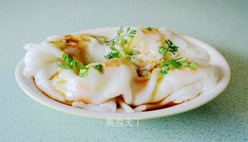 Steamed Rice Noodles with Shrimp and Chives recipe