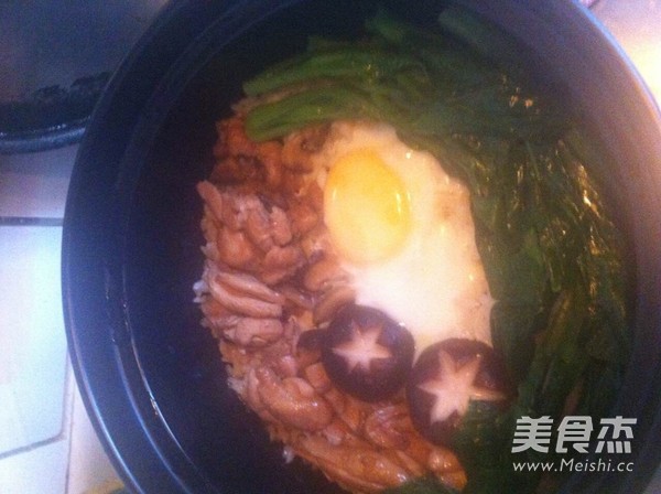 Mushroom Chicken Claypot Rice recipe