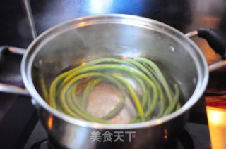 #新农健康餐厅#--less Oily Cold Cowpea recipe