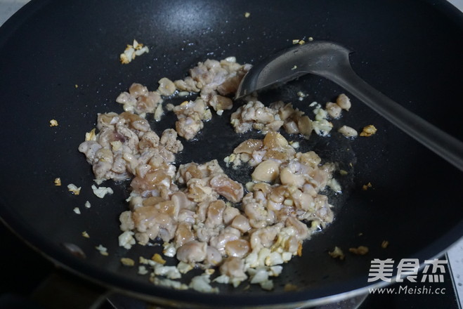 Black Pepper Chicken Drumstick Meal Buns recipe