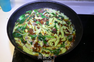 Beef Spinach Noodles recipe