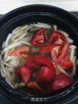 Tomato Mushroom Pork Rib Soup recipe