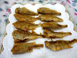 Fried Small Yellow Croaker recipe