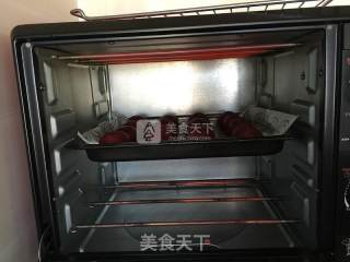 Red Yeast Bean Pastry recipe