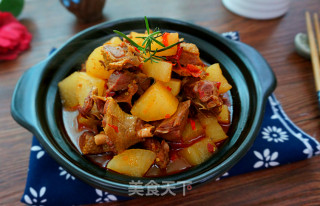 Cured Duck Stewed with Radish----giving You A Different Delicacy for The New Year recipe