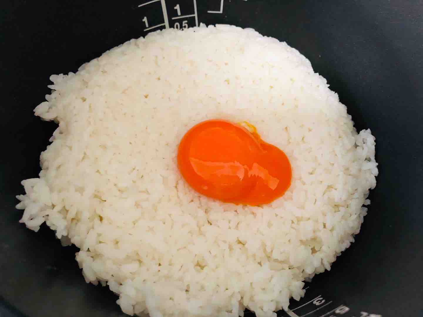 New Tricks Can be Made with Overnight Rice, Golden Fried Rice, for Adults and Children recipe