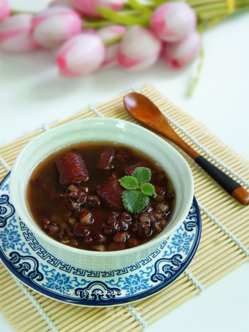 【red Bean and Pigtail Soup】 recipe