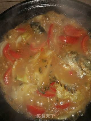 Sauerkraut Fish with Tomatoes recipe