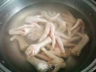 Roasted Chicken Feet with Peanuts recipe