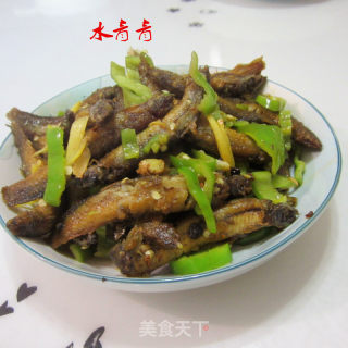 Stir-fried Loach with Green Pepper recipe